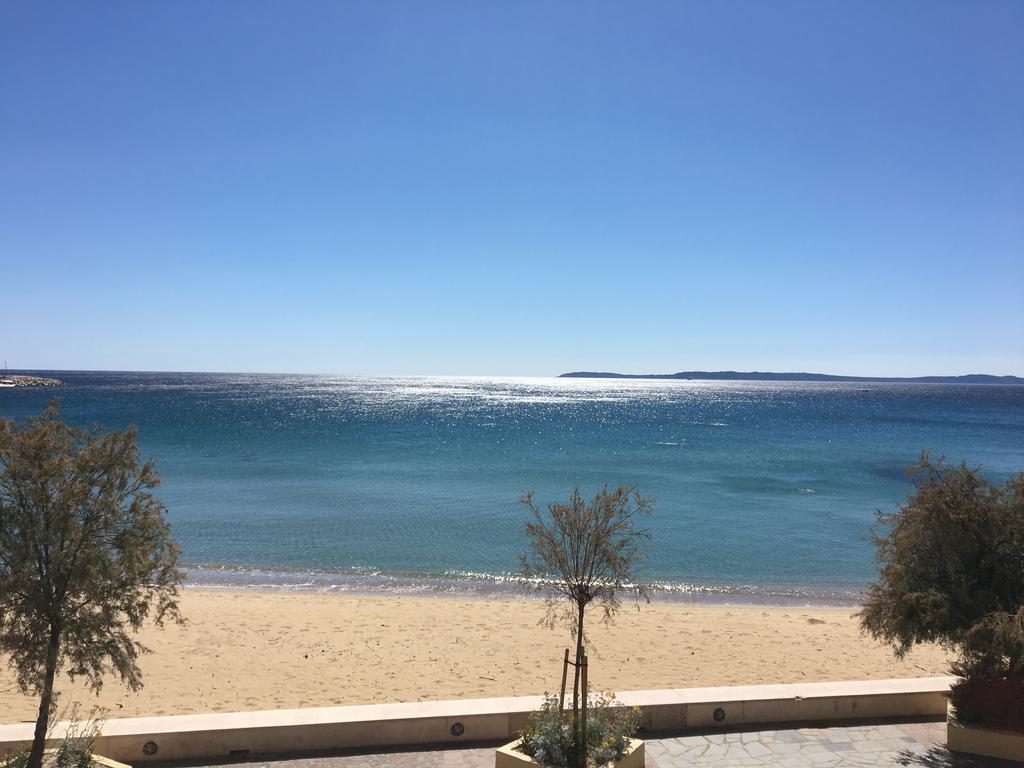 Hotel Beau Rivage لو لا فاندو المظهر الخارجي الصورة